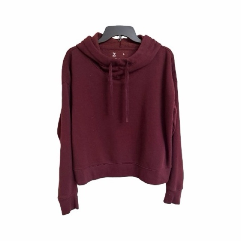 XERSION, NWOT, WOMENS CROPPED HOODIE SWEATSHIRT. SOFT, COMFORTABLE FABRIC.SIZE L